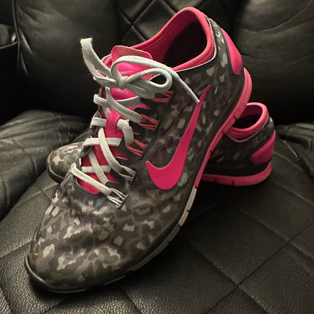 Nike leopard print sneakers